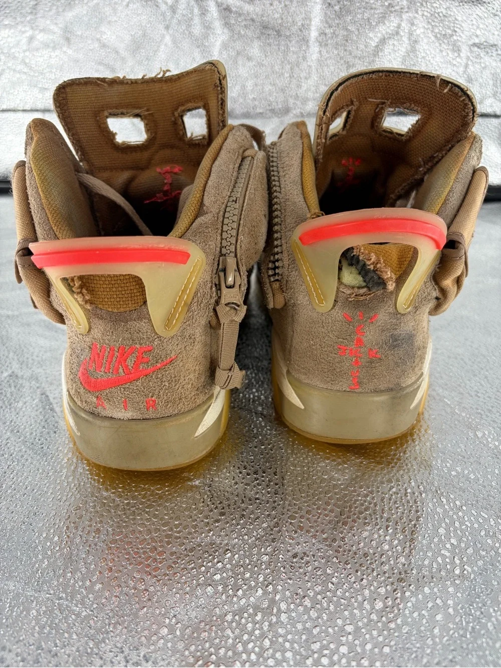 Travis Scott Jordan 6 British Khaki